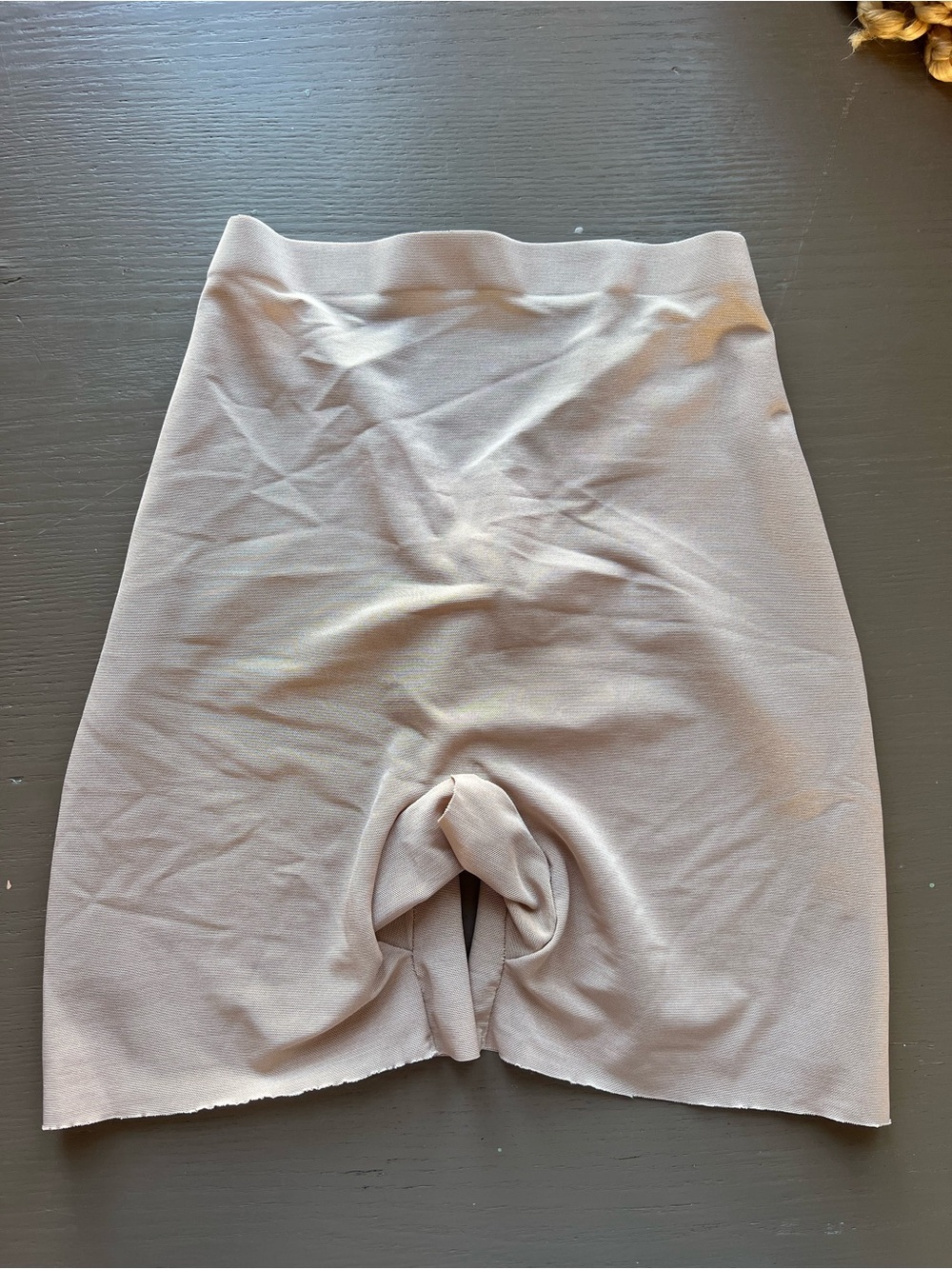 Skims Sheer Sculpt Low Back Short